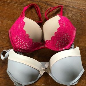 Victoria’s Secret Set/2 Bras